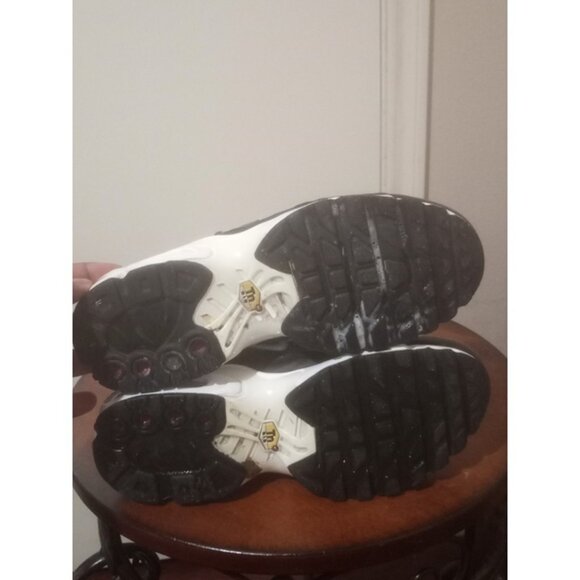 Nike Air Max Plus (GS) 655020-077 Black/White Size 5.5Y Women's Size 7 - Picture 3 of 11
